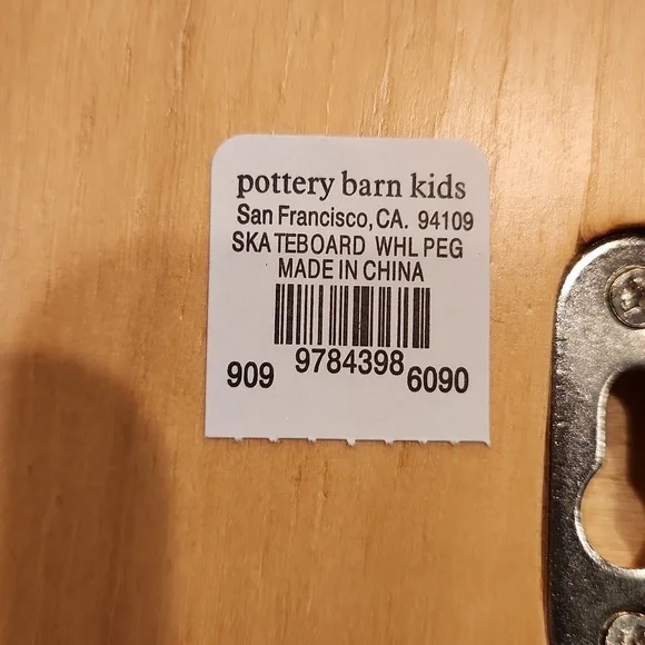 Pottery Barn Kids, Skateboard Wall Peg BNWT - Picture 10 of 16